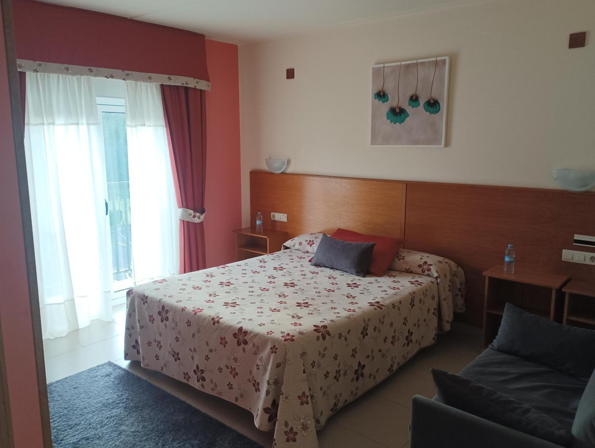 Hotel Valdoviño エクステリア 写真